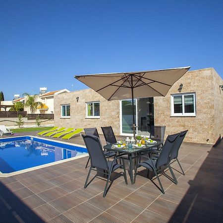 Protaras Villa Hollywood Exterior photo