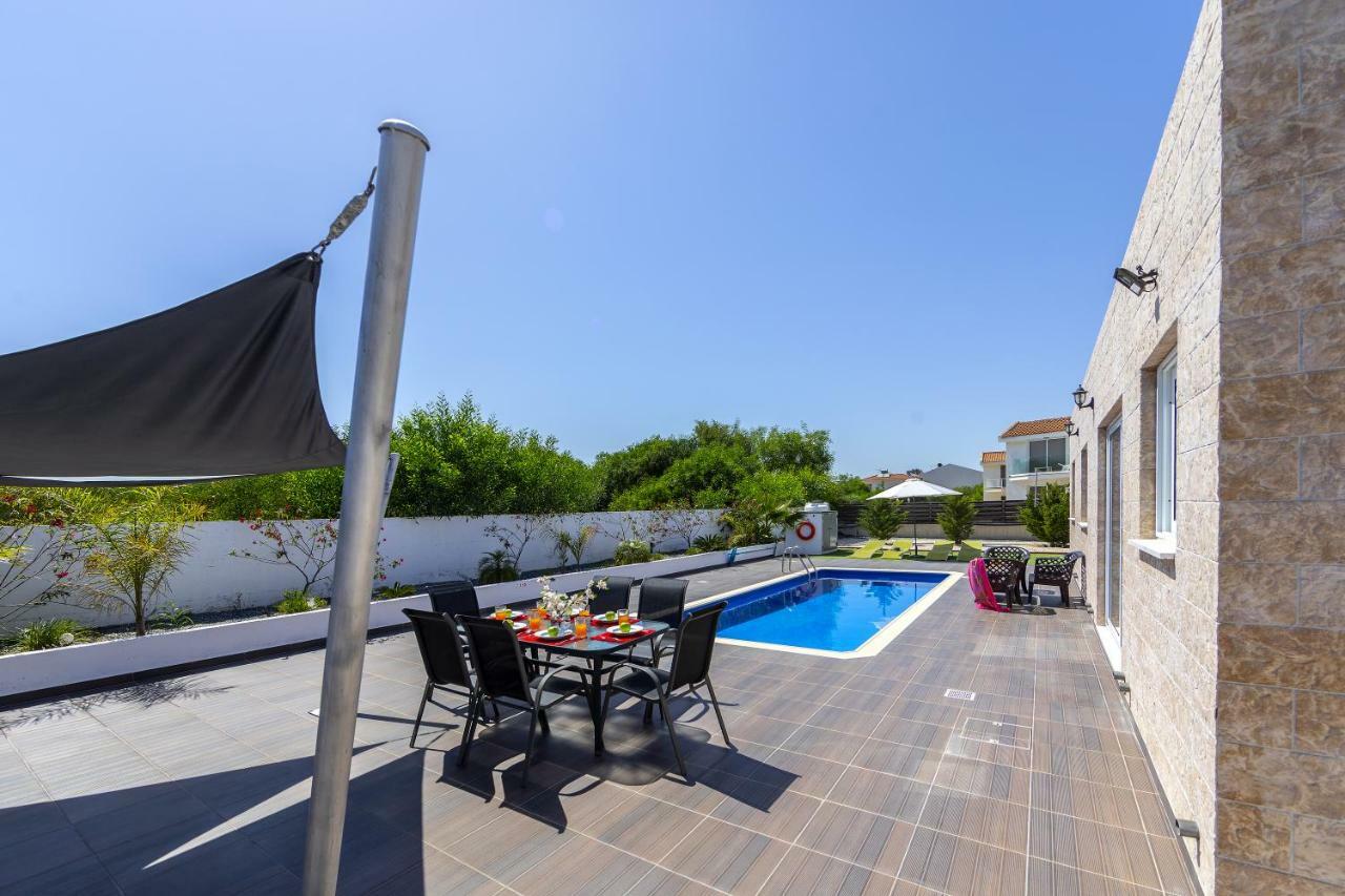 Protaras Villa Hollywood Exterior photo